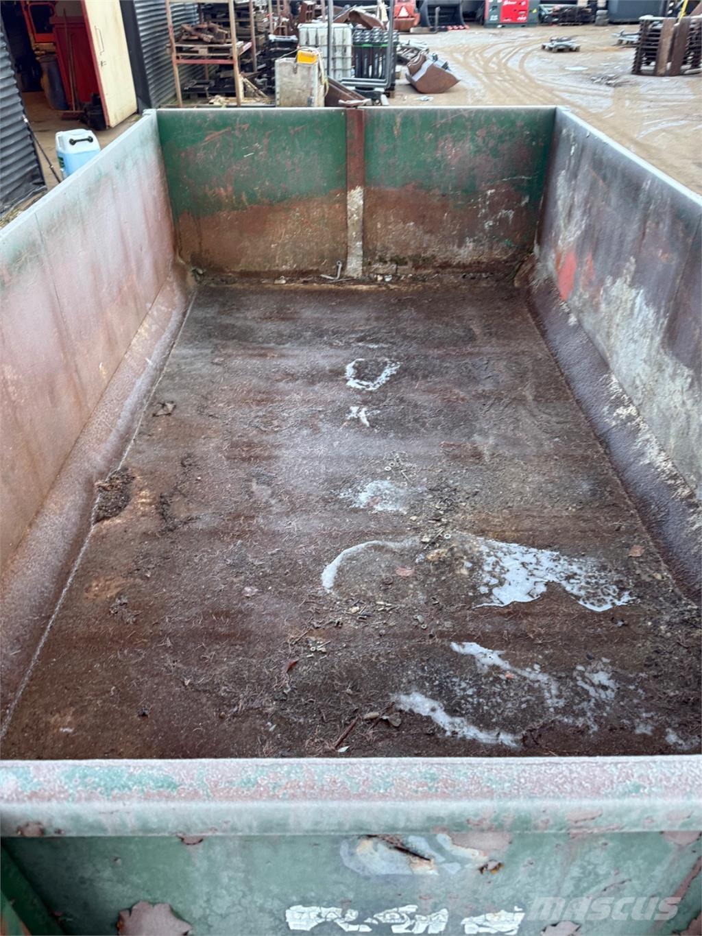  4m container Kontejneri