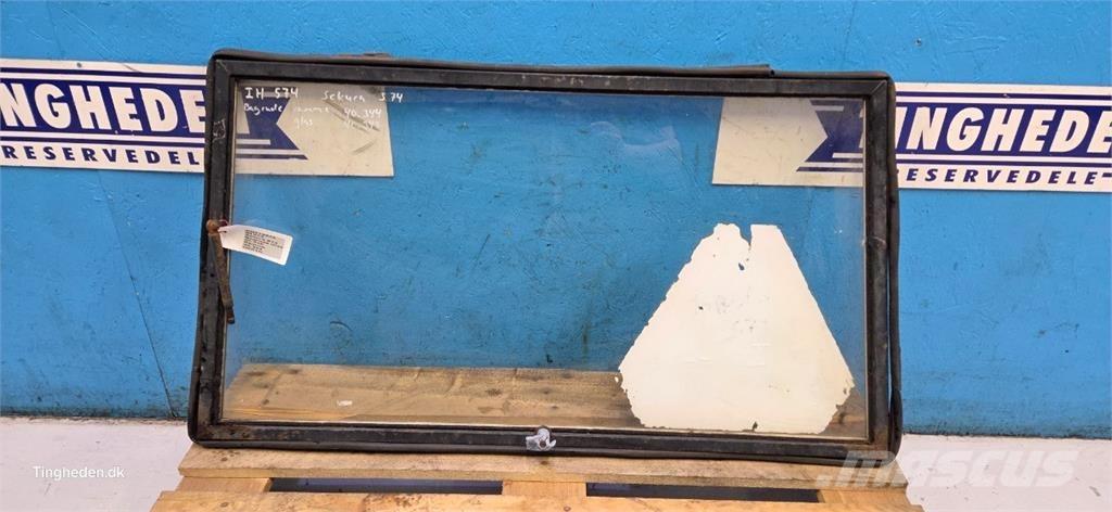 CASE 574 Kabine i unutrašnjost