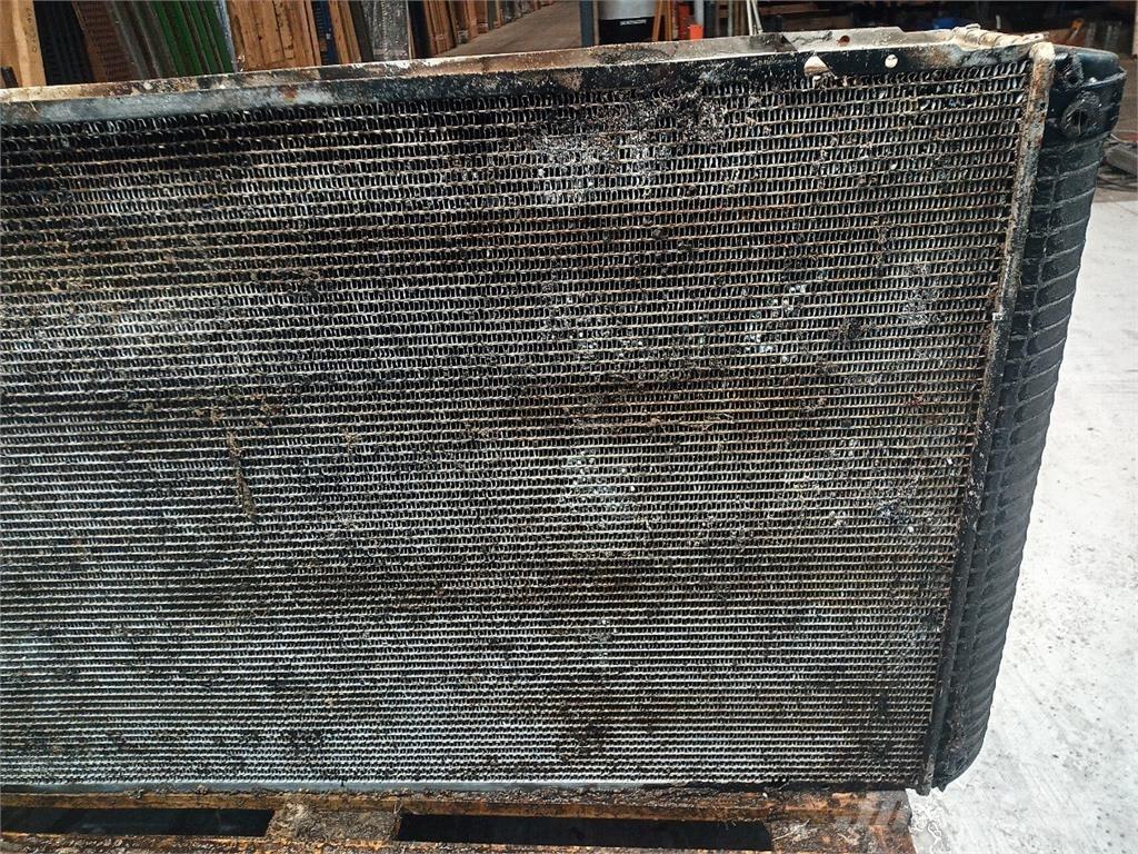 CASE 8010 Radijatori