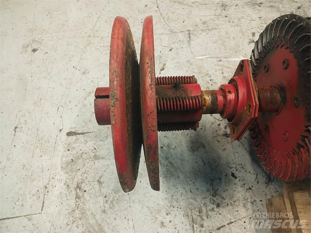 Case IH 2388 Posipači soli i peska
