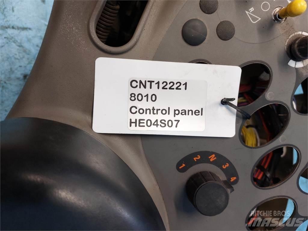 Case IH 8010 Kabine i unutrašnjost