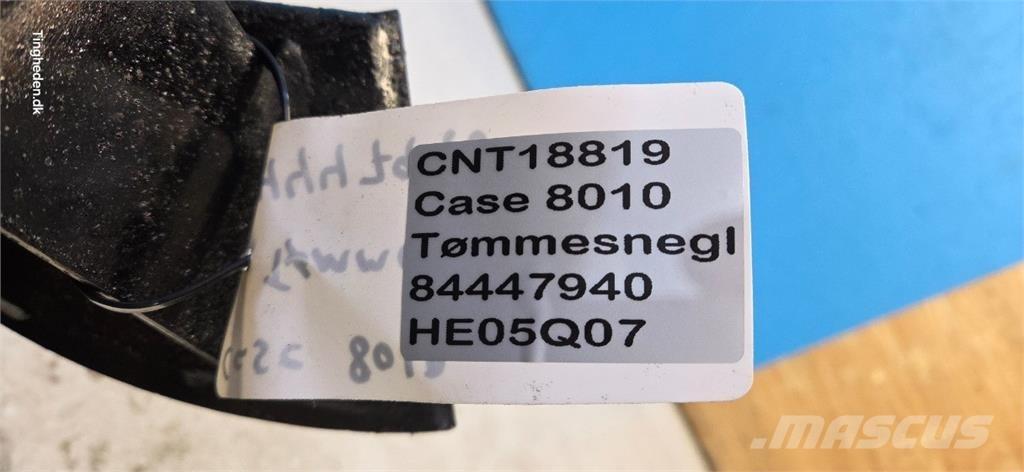 Case IH 8010 Dodatna oprema za kombajne