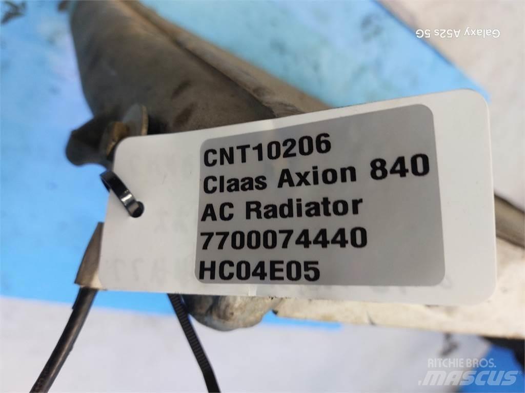 CLAAS Axion 840 Radijatori