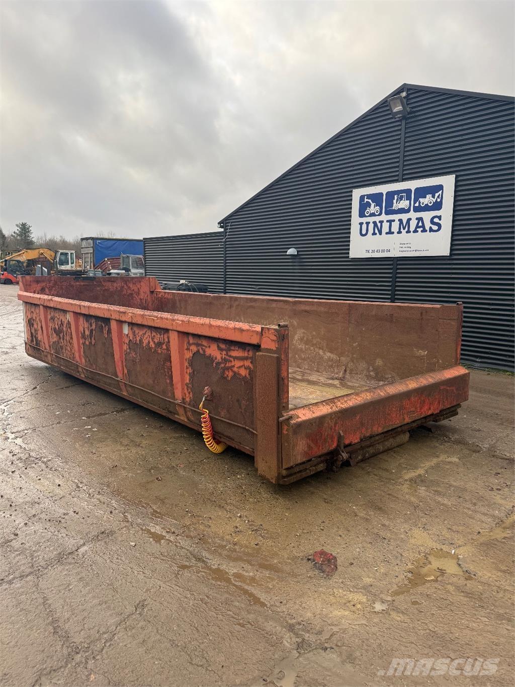  Container Kontejneri