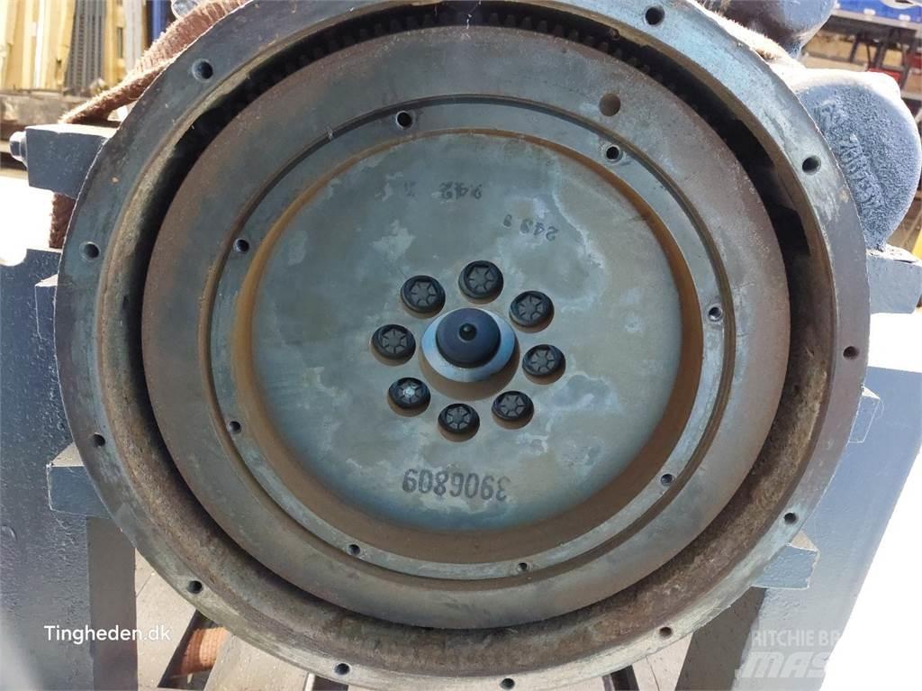 Cummins 6LTAA8.9 Motori