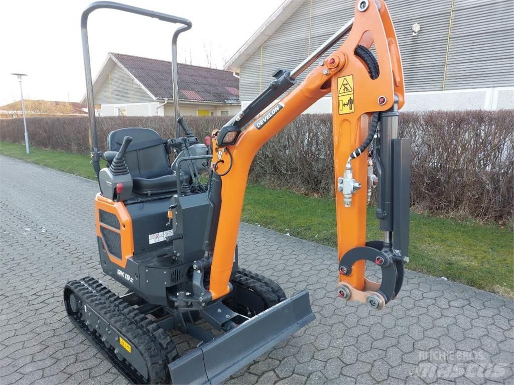 Develon DX10-7 Mini bageri < 7t