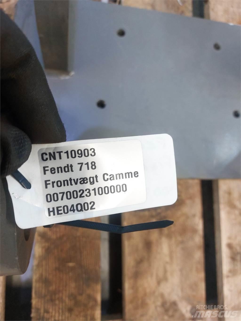Fendt 718 Prednji tegovi