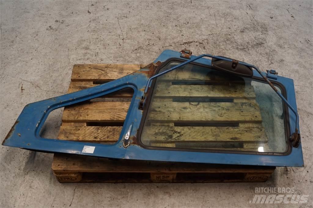 Ford 7600 Kabine i unutrašnjost