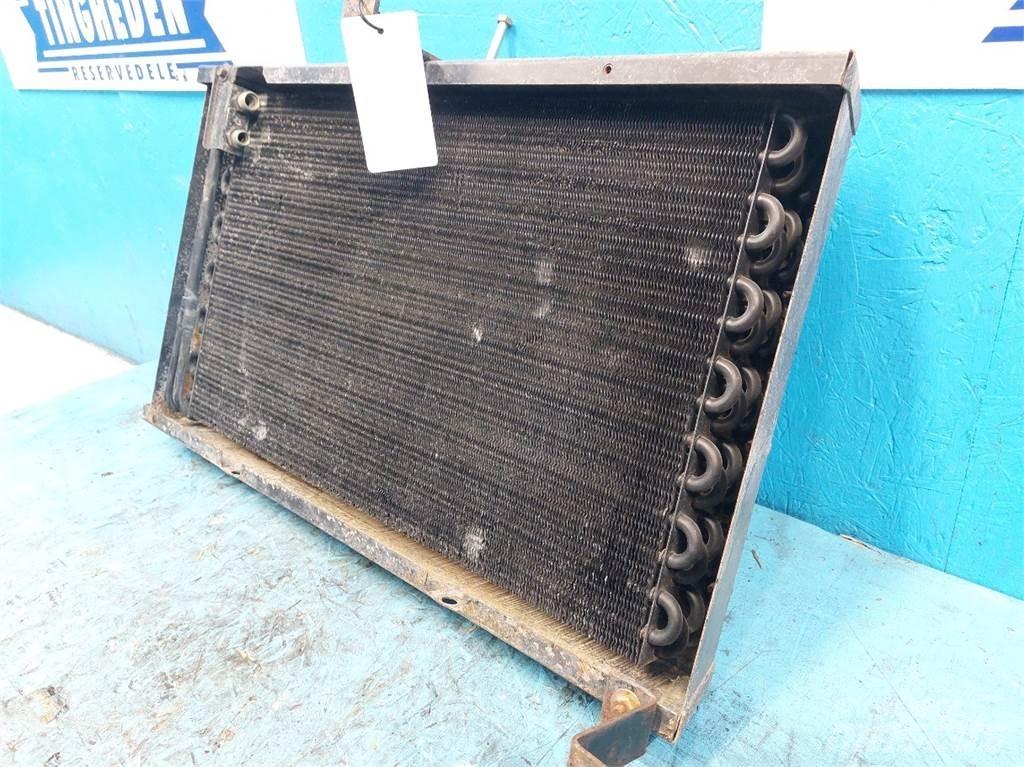 Ford 8670 Radijatori