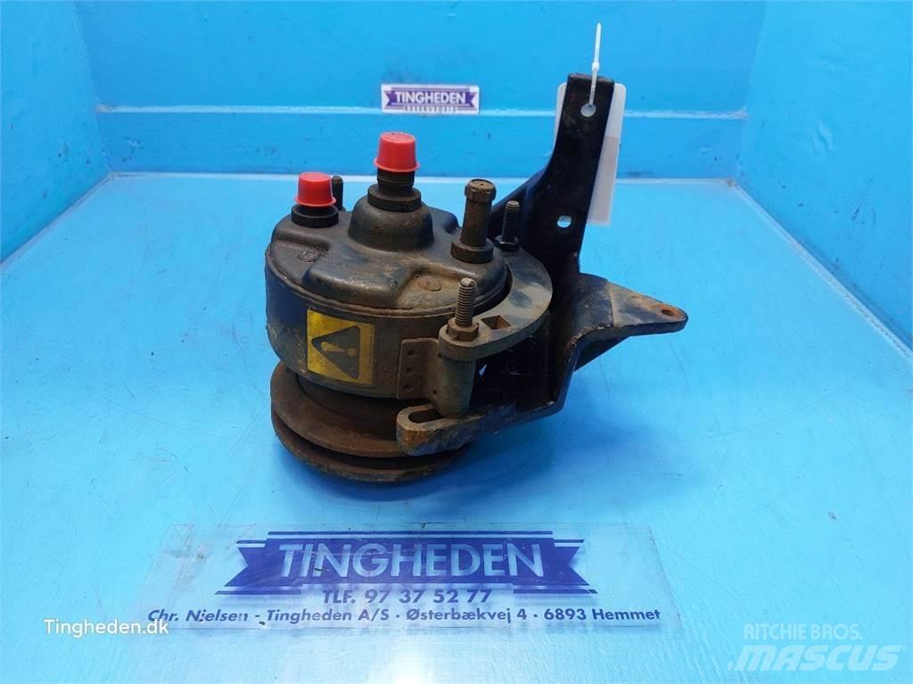 Ford TW15 Radijatori