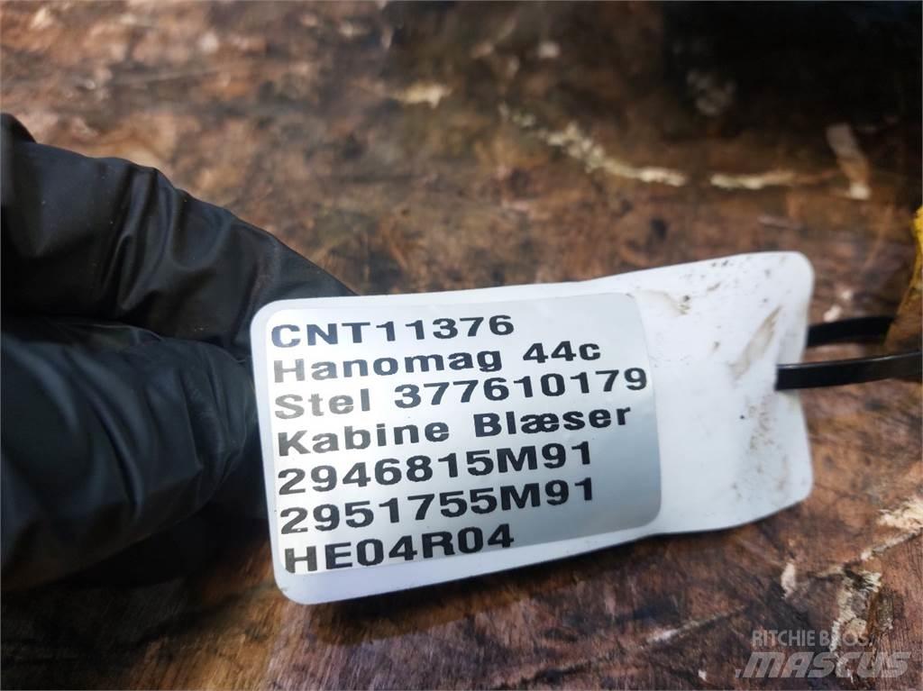  Hannonag 44C Kabine i unutrašnjost