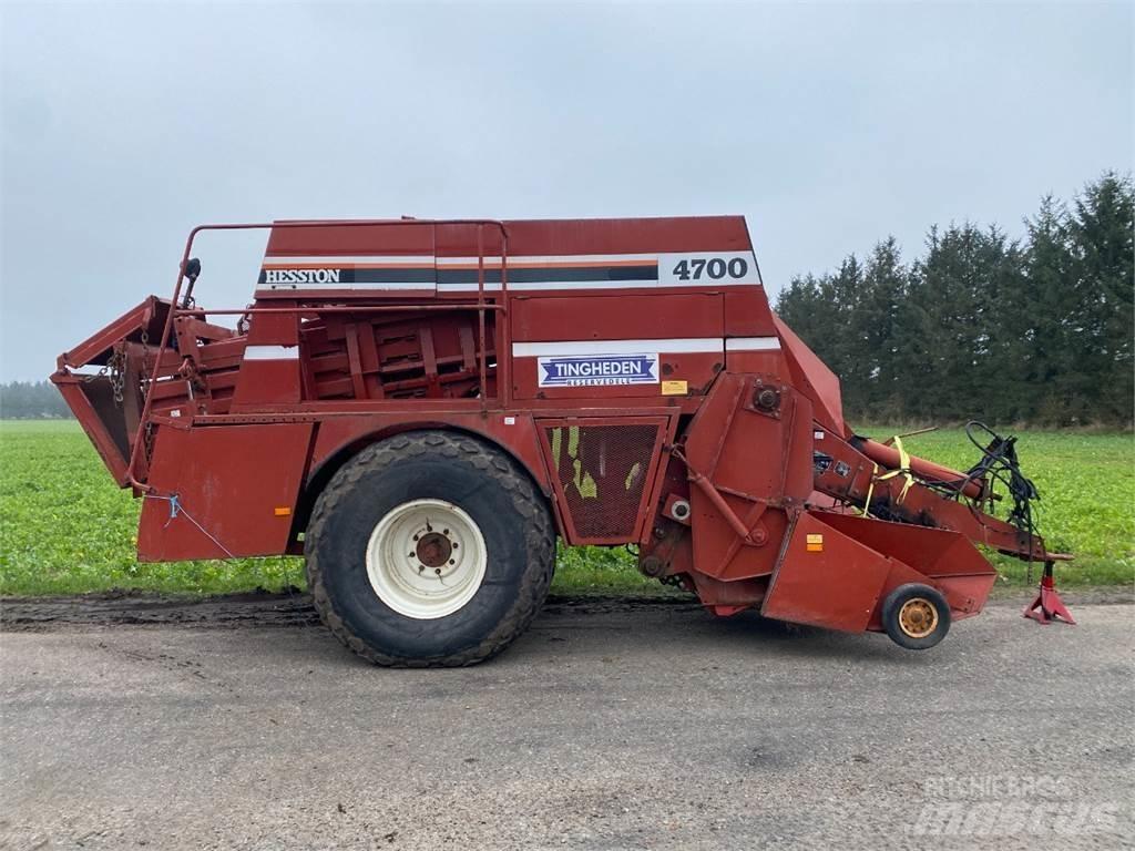 Hesston 4700 Prese/balirke za četvrtaste bale