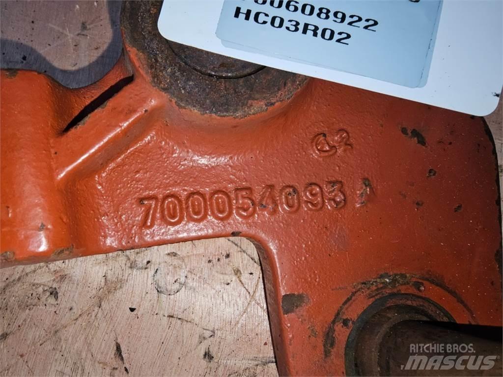 Hesston 4700 Pritege za bale