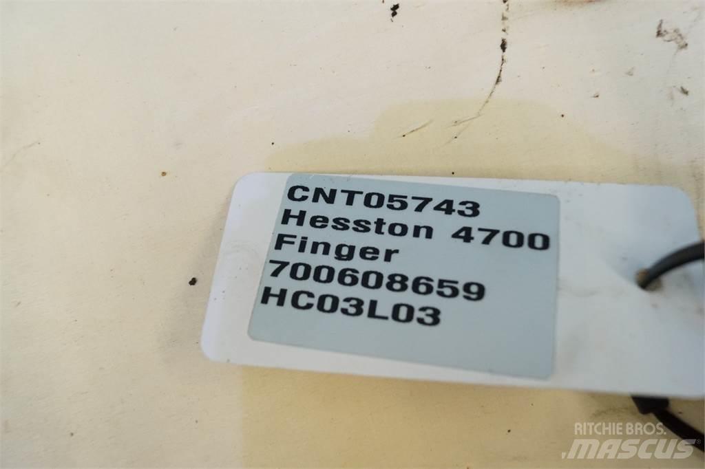 Hesston 4700 Pritege za bale