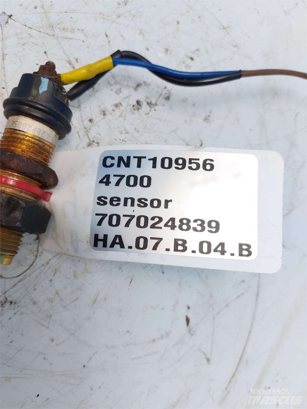 Hesston 4700 Elektronika