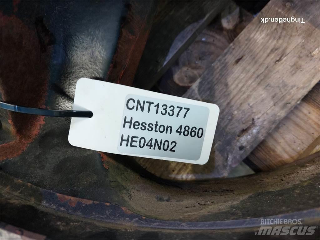 Hesston 4860 Transmisija