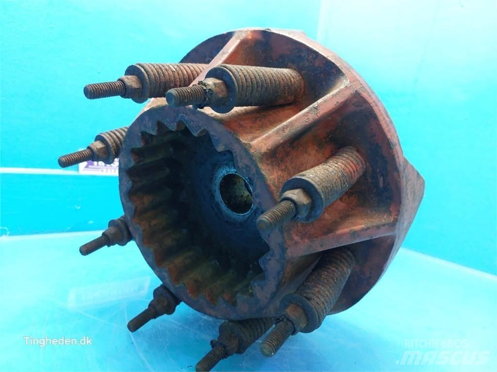 Hesston 4900 Transmisija