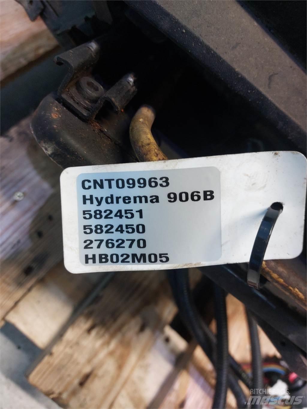 Hydrema 906B Kabine i unutrašnjost