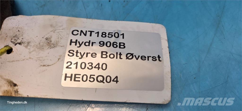 Hydrema 906B Osovine