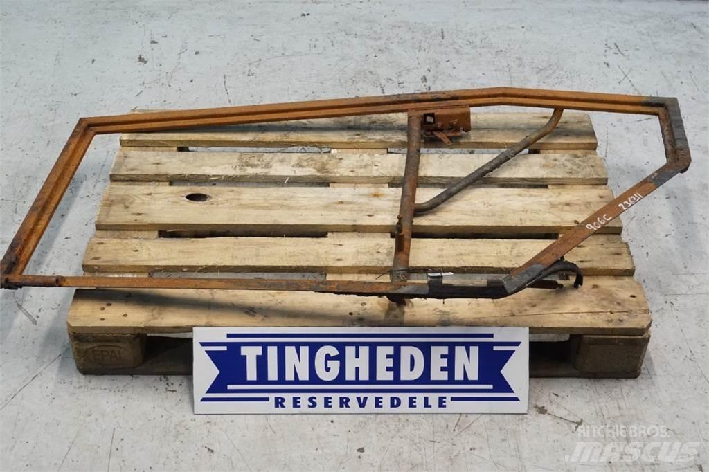 Hydrema 906C Kabine i unutrašnjost