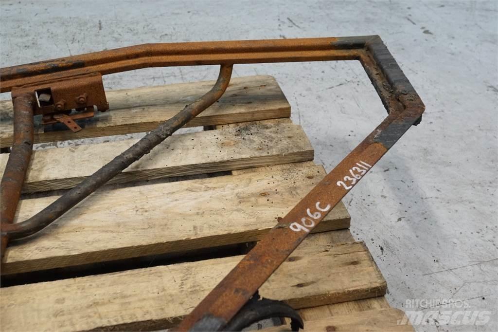 Hydrema 906C Kabine i unutrašnjost