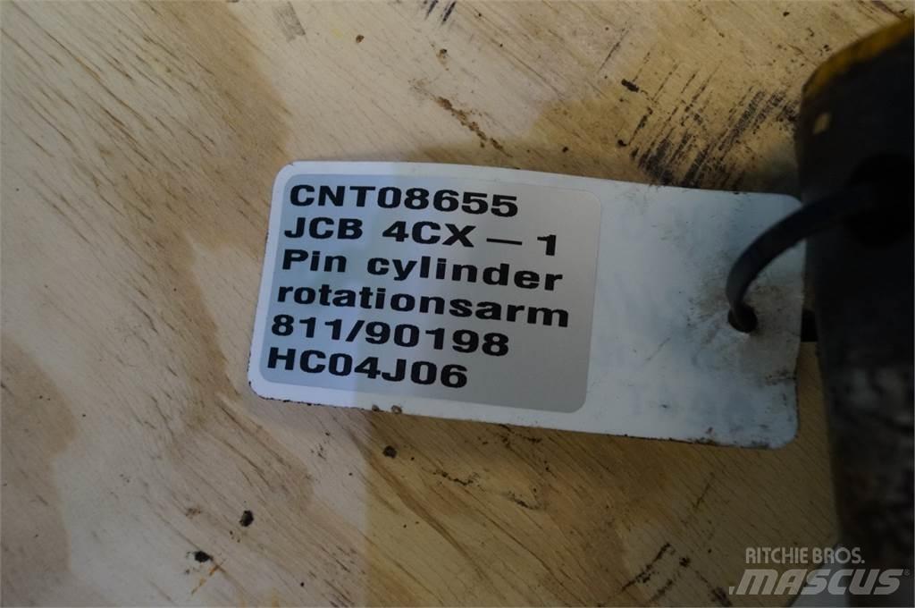 JCB 4CX Utovarne korpe
