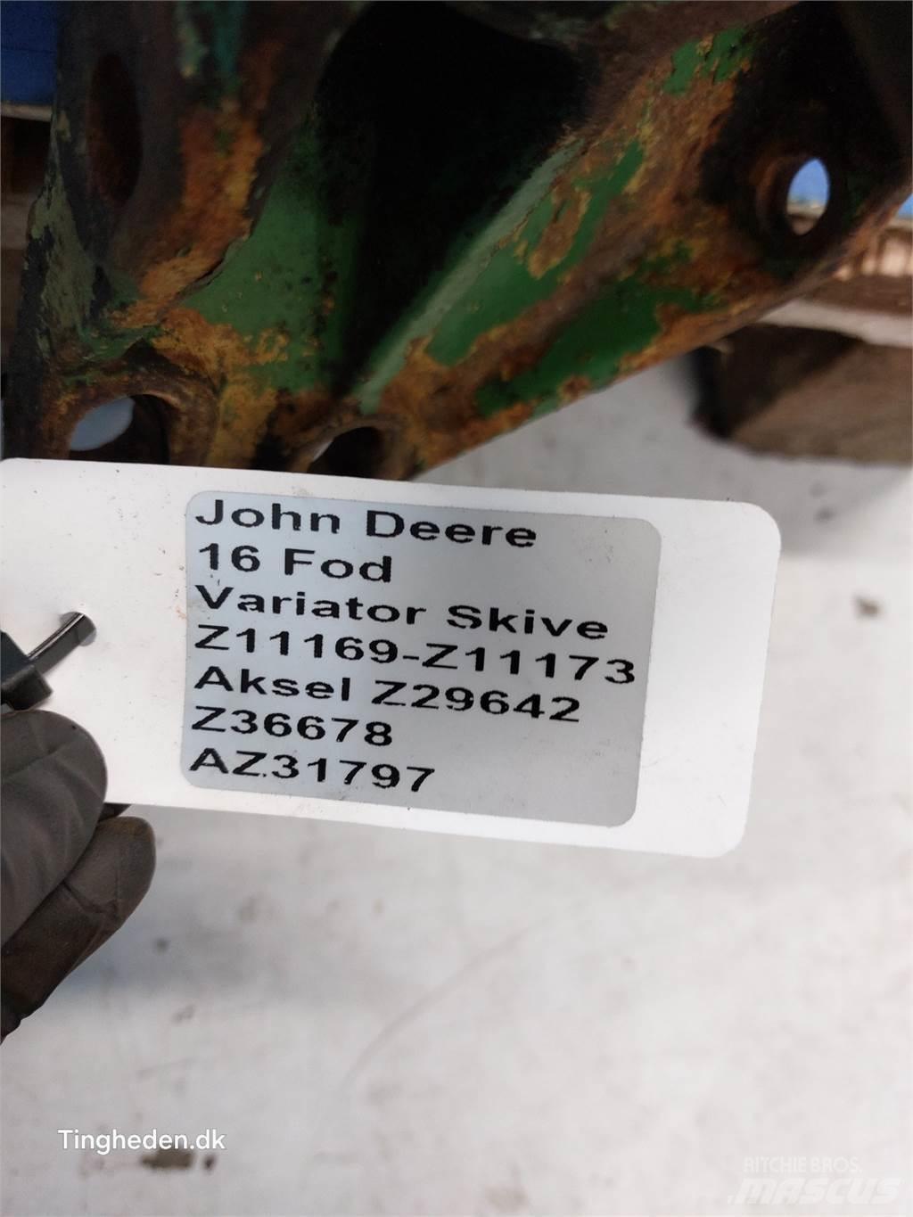 John Deere 1000 Dodatna oprema za kombajne