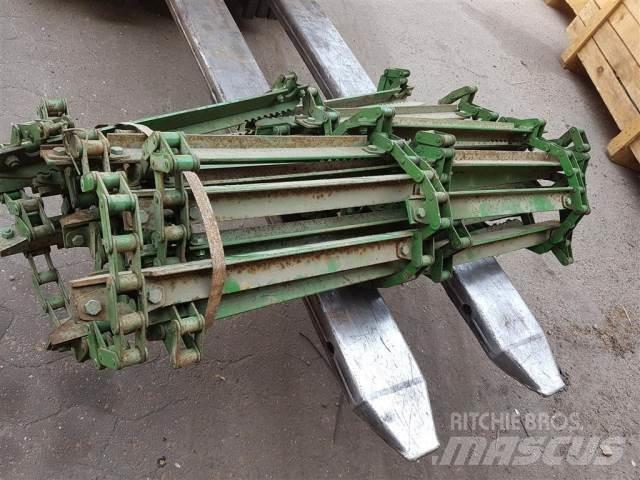 John Deere 1052 Dodatna oprema za kombajne
