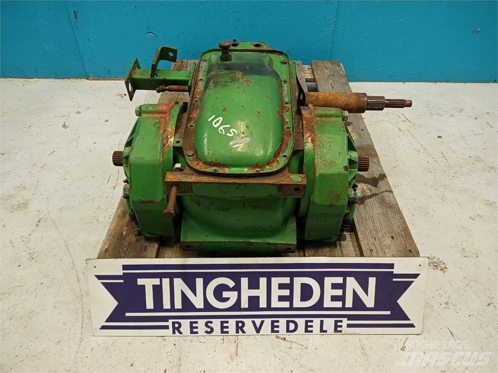 John Deere 1065 Menjač