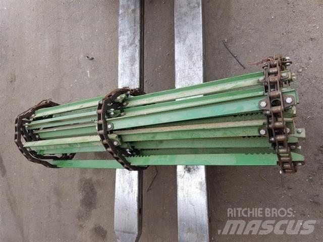 John Deere 1075 Dodatna oprema za kombajne