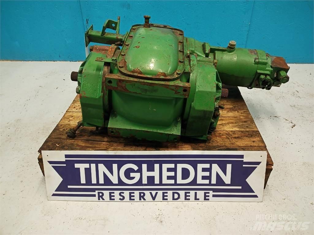 John Deere 1075 Menjač