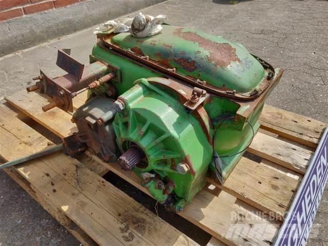 John Deere 1085 Menjač