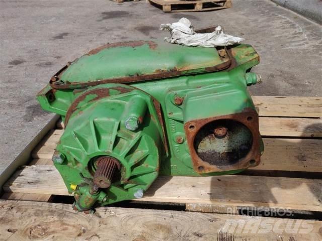 John Deere 1085 Menjač