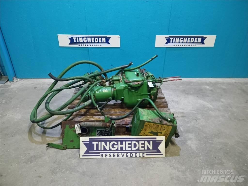 John Deere 1085 Menjač