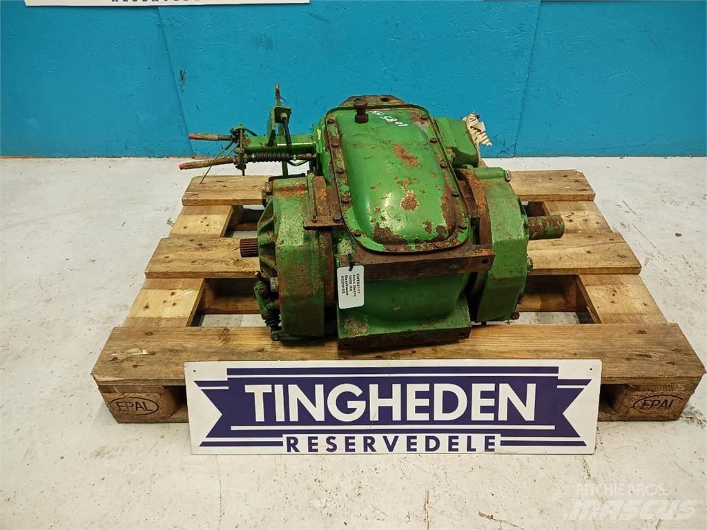 John Deere 1085 Menjač