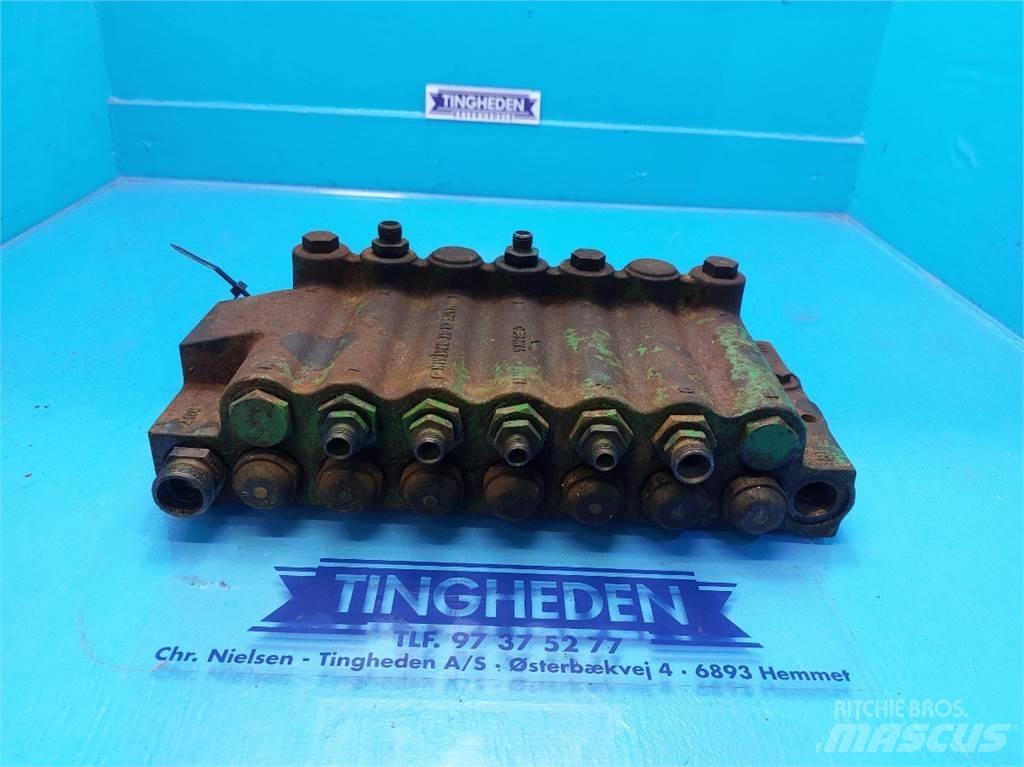 John Deere 1085 Hidraulika