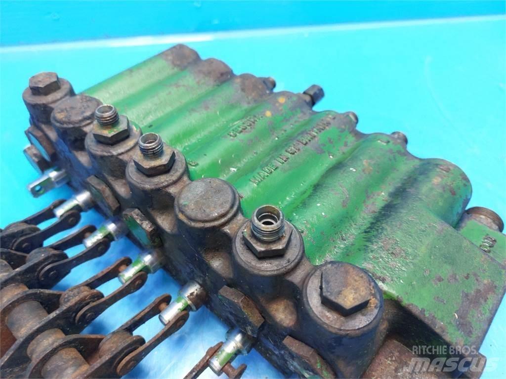 John Deere 1085 Hidraulika