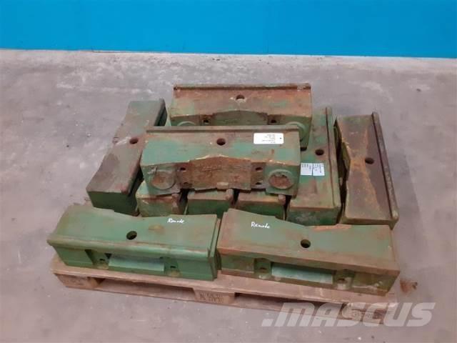 John Deere 2040 Prednji tegovi