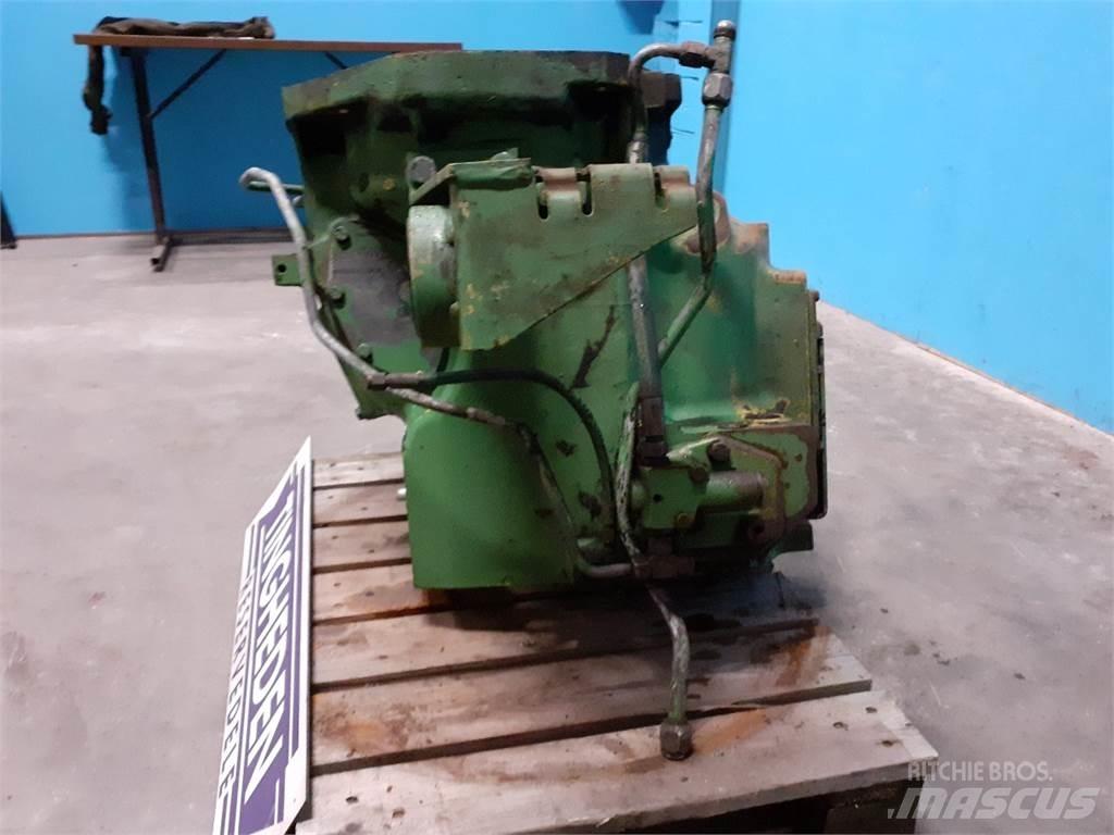 John Deere 2040 Menjač