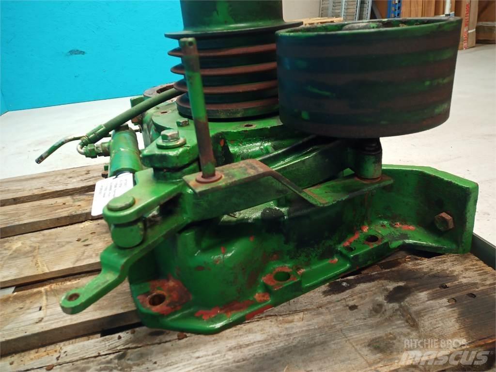 John Deere 2054 Menjač