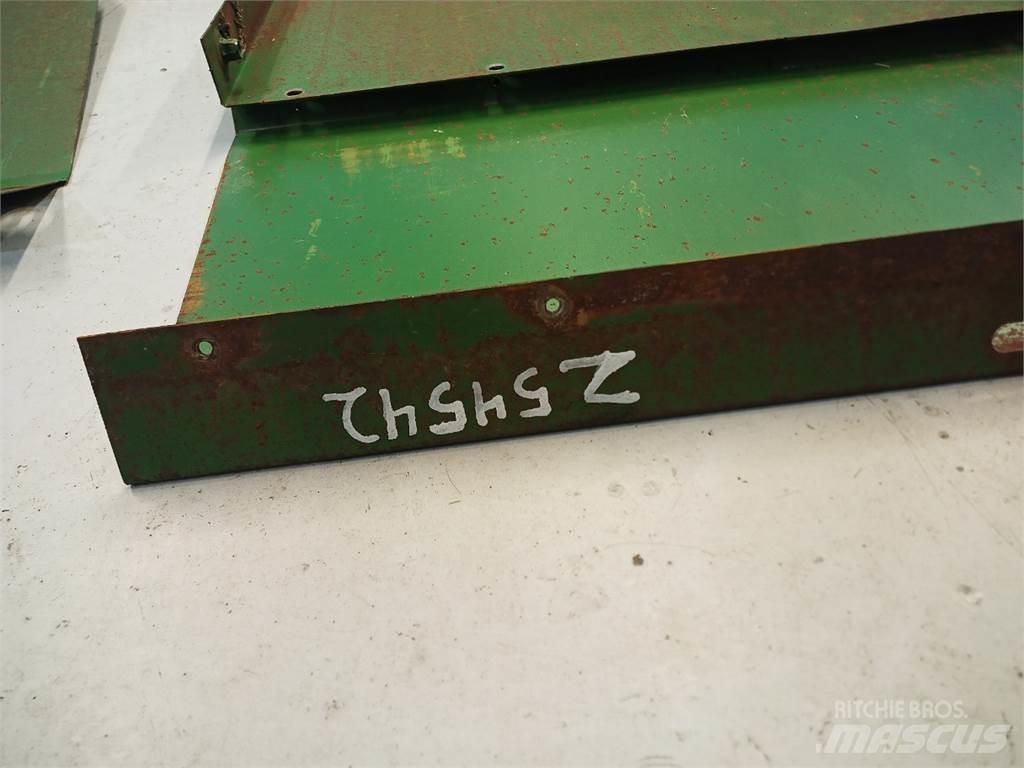John Deere 2054 Posipači soli i peska