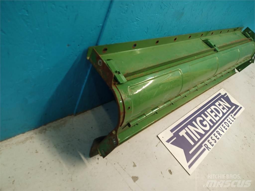 John Deere 2054 Posipači soli i peska