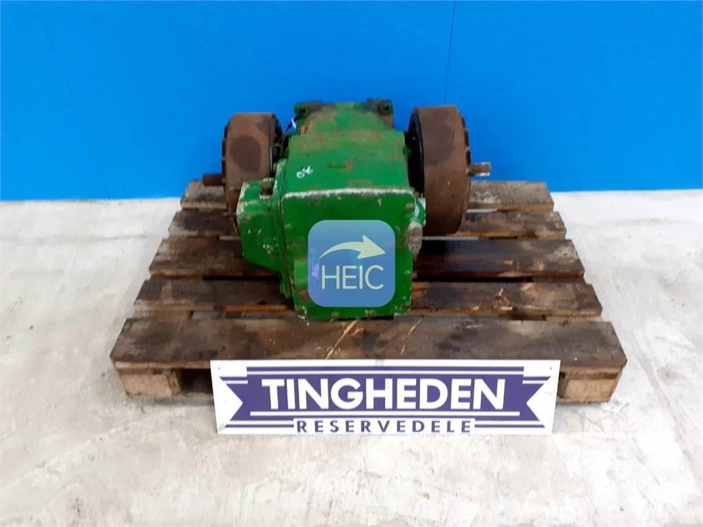 John Deere 2054 Menjač