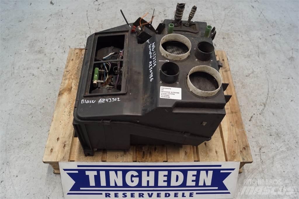 John Deere 2054 Kabine i unutrašnjost
