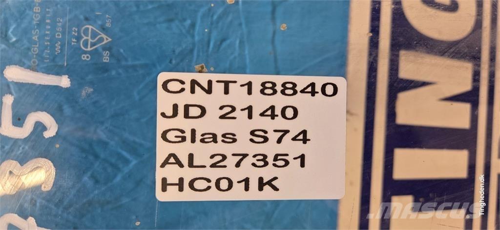 John Deere 2140 Kabine i unutrašnjost