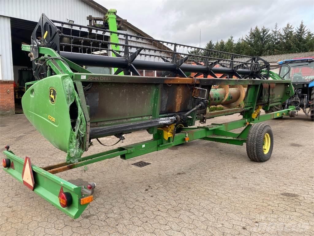 John Deere 25 Dodatna oprema za kombajne