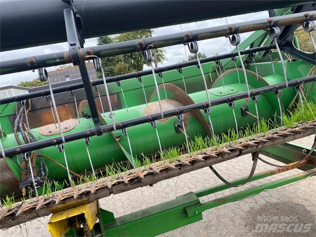 John Deere 25 Dodatna oprema za kombajne