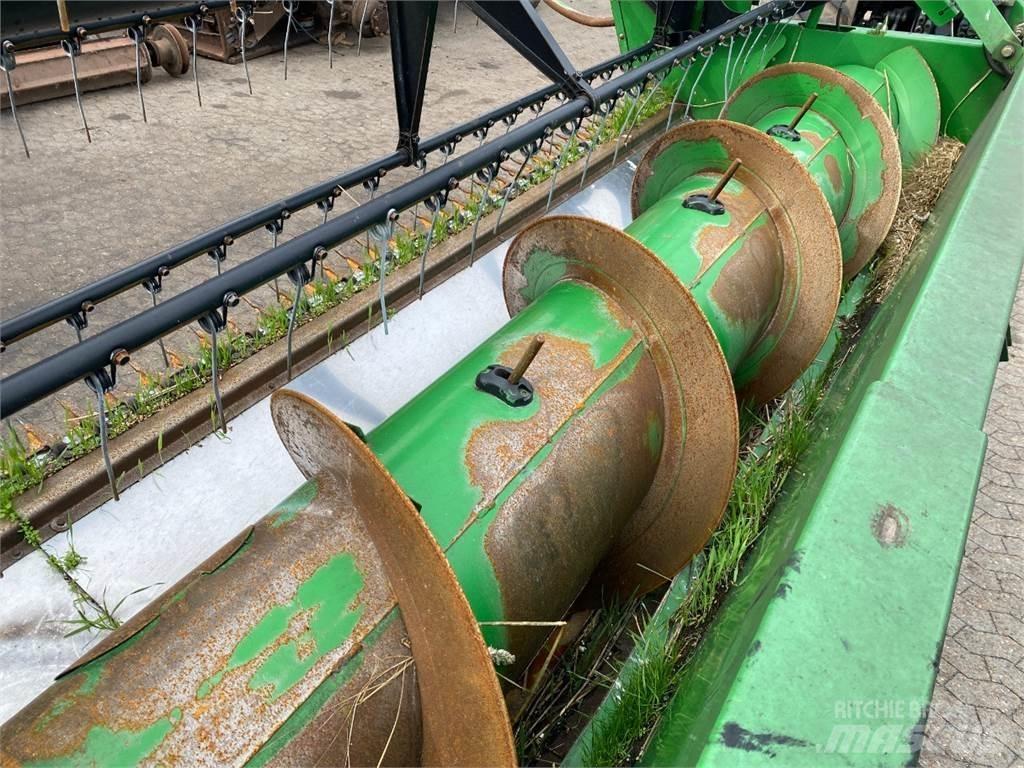John Deere 25 Dodatna oprema za kombajne