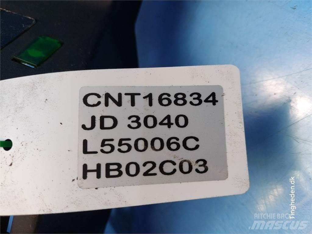 John Deere 3040 Kabine i unutrašnjost