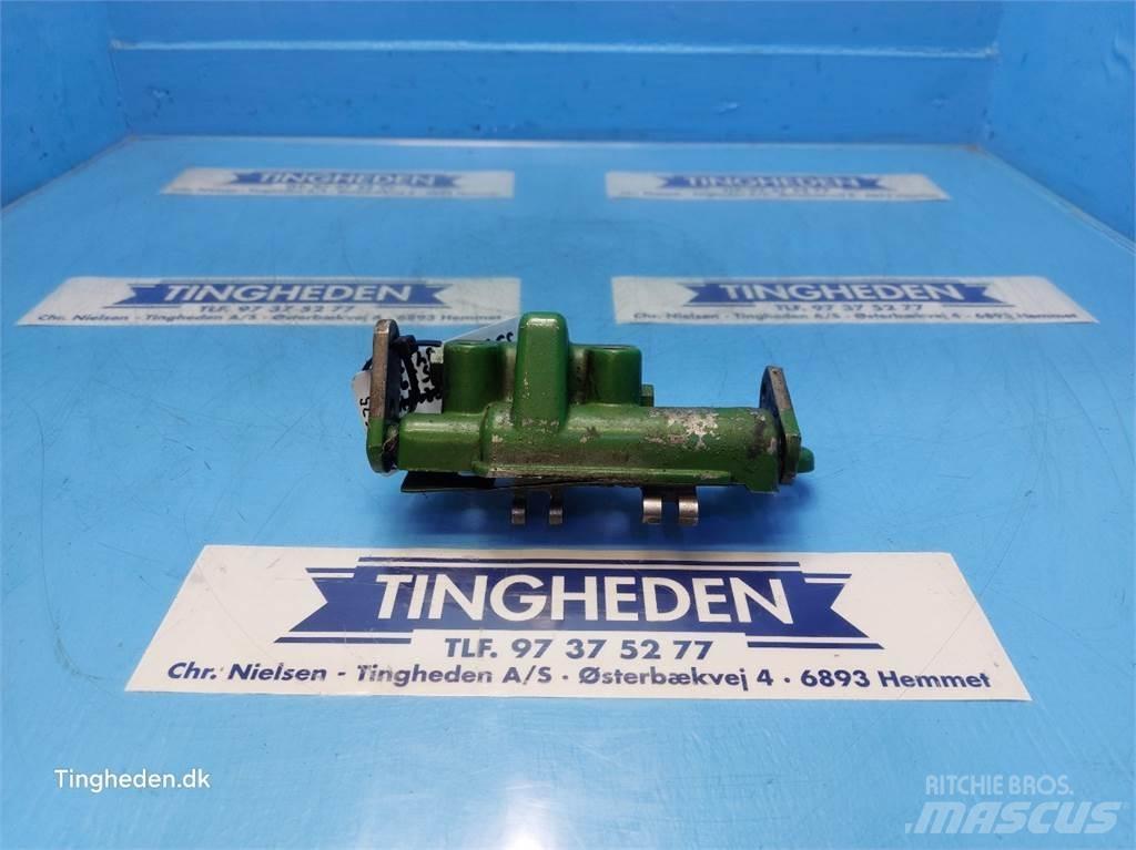 John Deere 3040 Menjač